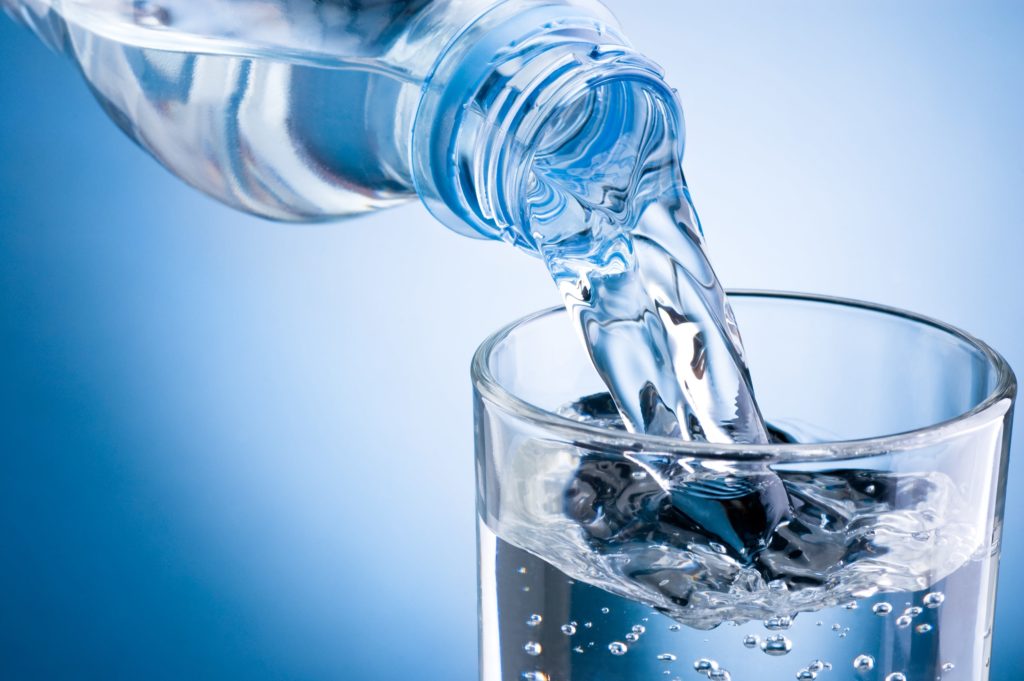 Come scegliere l’acqua da bere