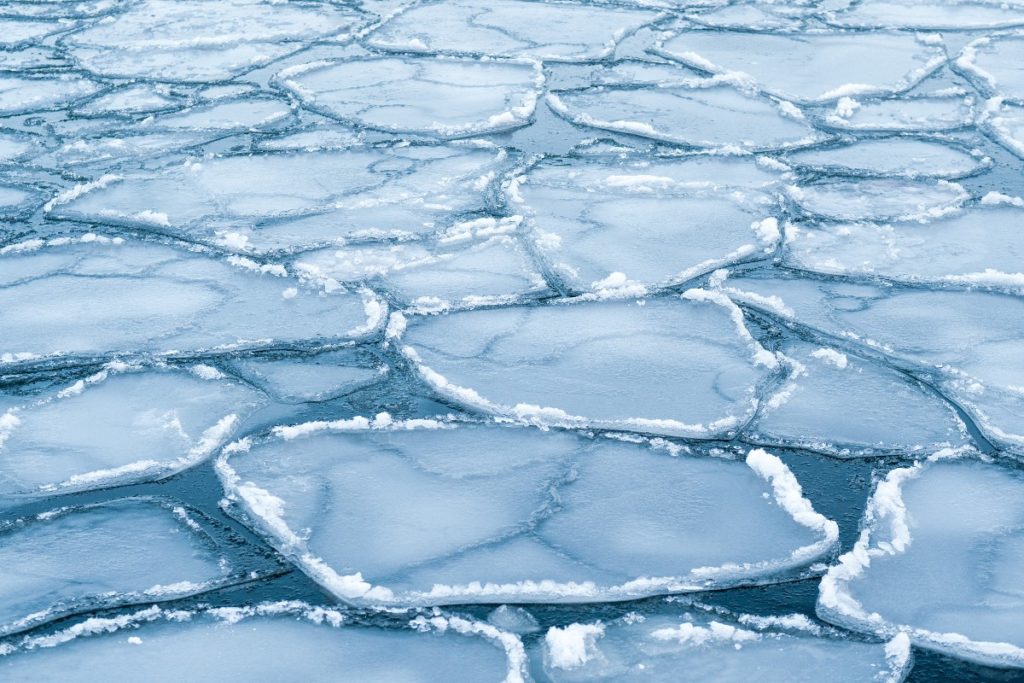 perche-ghiaccio-galleggia